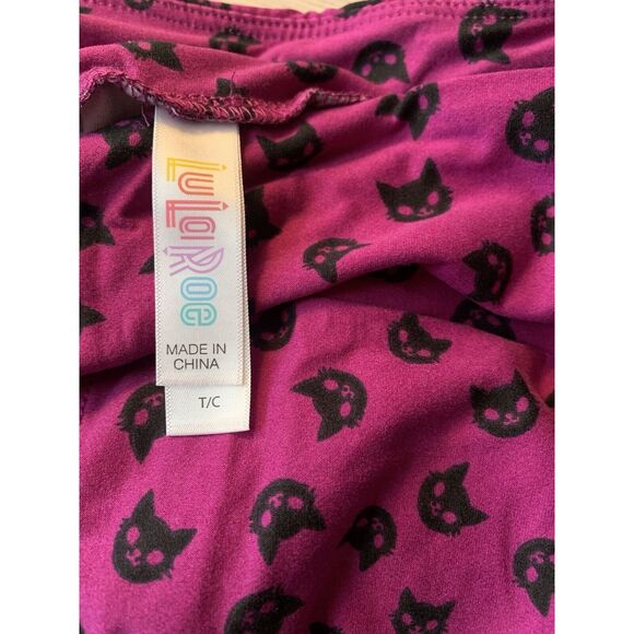LuLaRoe Womens Leggings Size TC Black Cats Purple Magenta Halloween NWT - Picture 2 of 3
